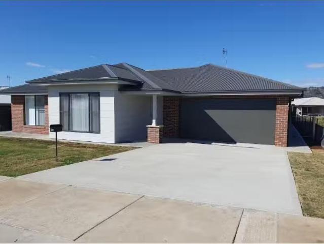 House for rent in Moore Creek, New South Wales