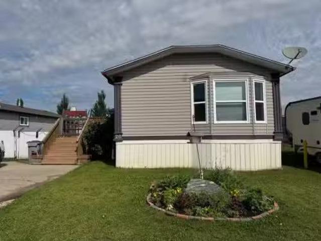 House for sale in Whitecourt, Alberta