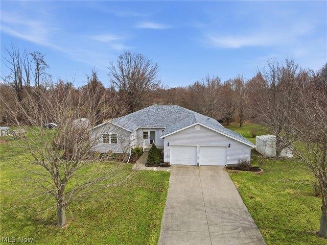 House for sale in Conneaut, Ohio