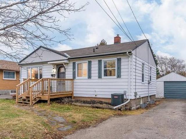 House for sale in Ancaster, Ontario