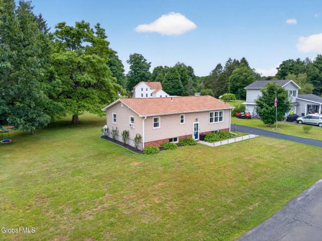 House for sale in Kinderhook, New York