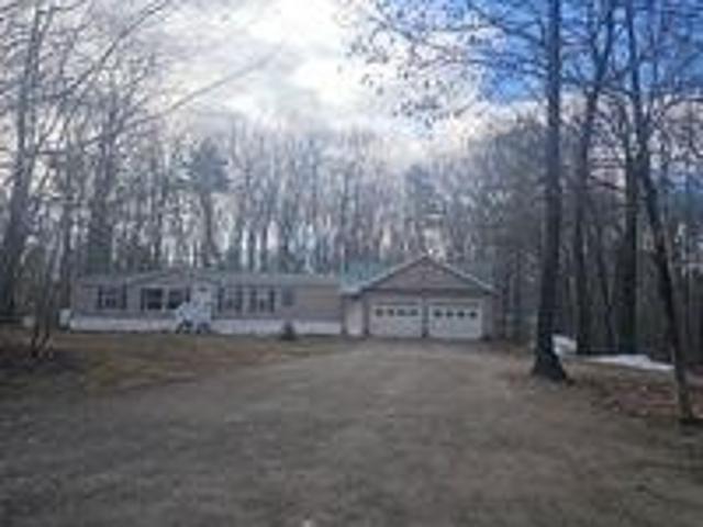 House for sale in Oxford, Maine