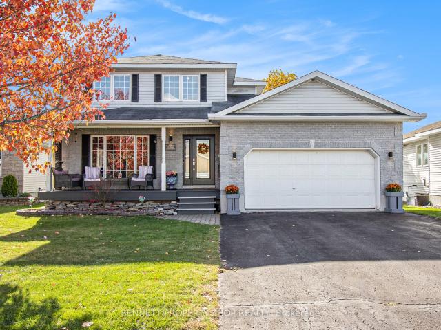 House for sale in Renfrew, Ontario