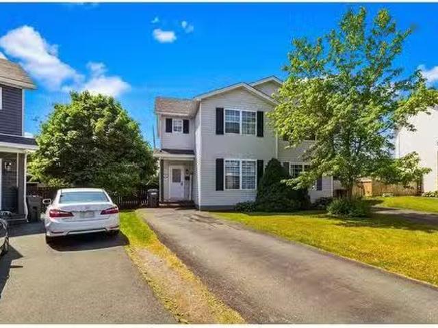 House for sale in Mount Pearl, Newfoundland And Labrador