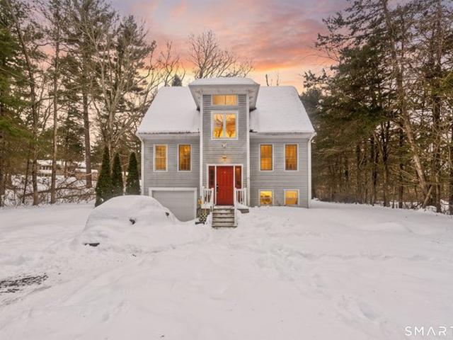 House for sale in Jewett City, Connecticut