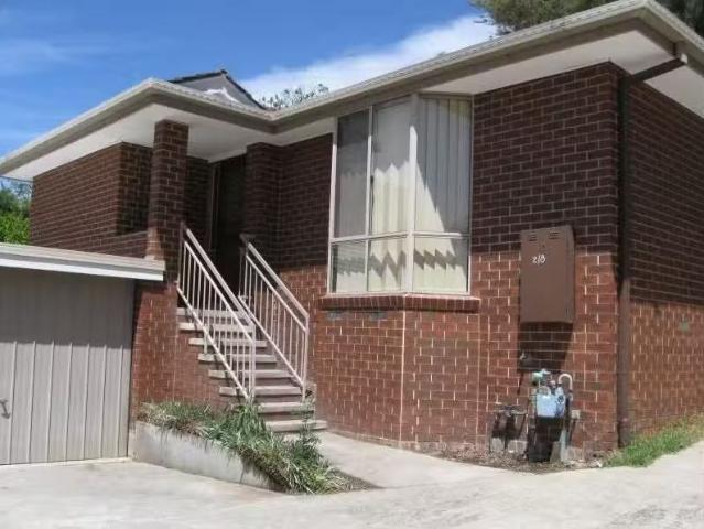 House for rent in Mont Albert North