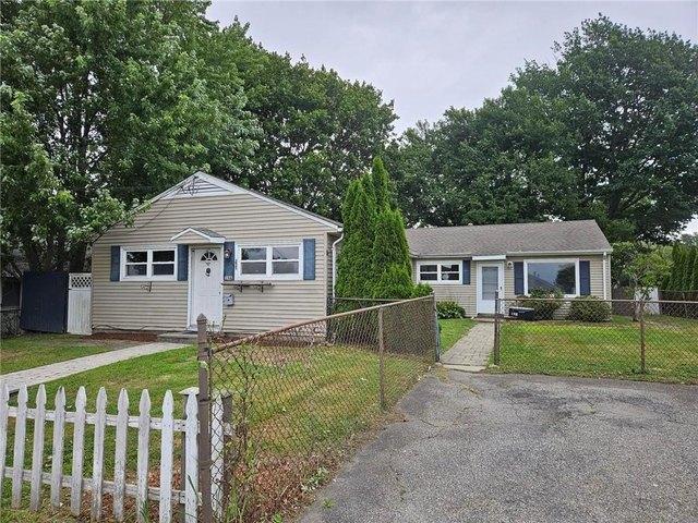 House for sale in Middletown, Rhode Island