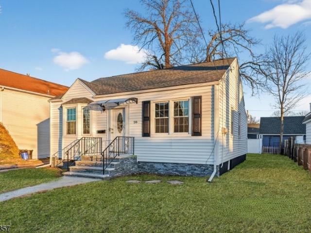 House for sale in Avenel, New Jersey