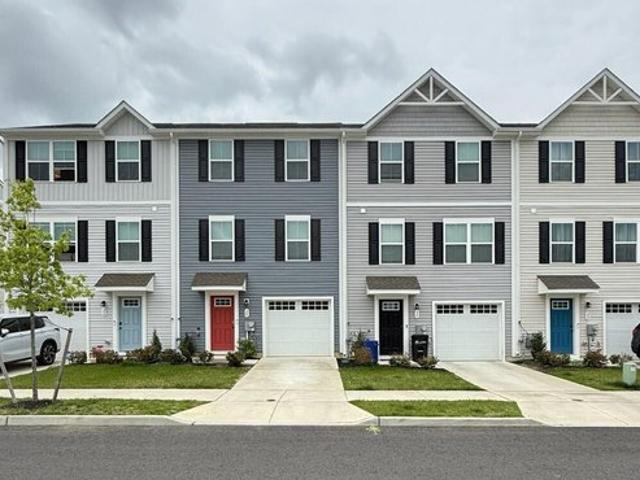 Townhouse for sale in Clementon, New Jersey