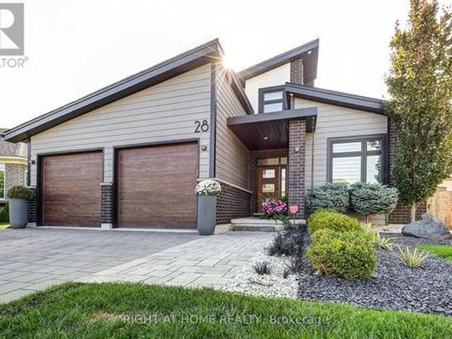 House for sale in St. Thomas, Ontario