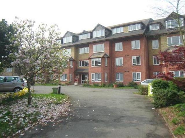 Apartment for rent in London Borough of Croydon, Waddon