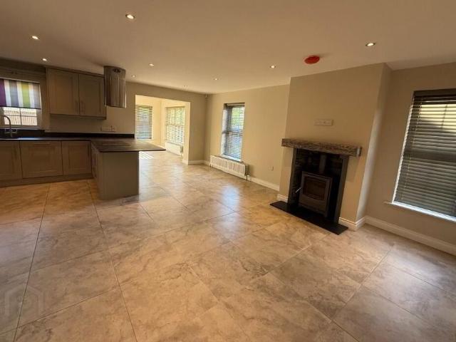 House to rent in Dromore