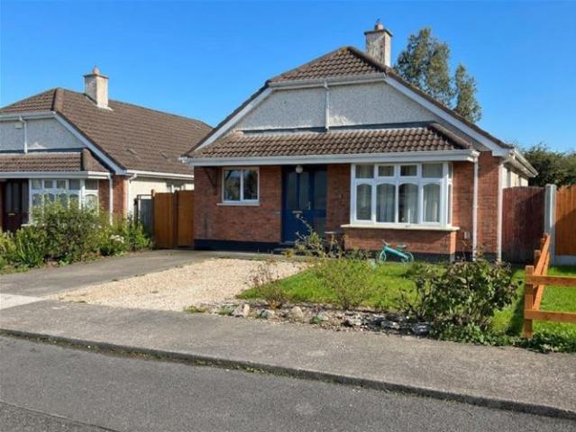 Detached House for sale in Graiguecullen Shopping Centre, Carlow