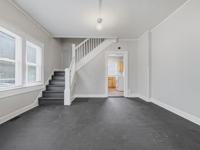 House for sale in Near Eastside, Camby