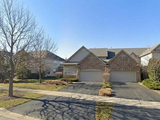 Townhouse for sale in North Aurora, Illinois