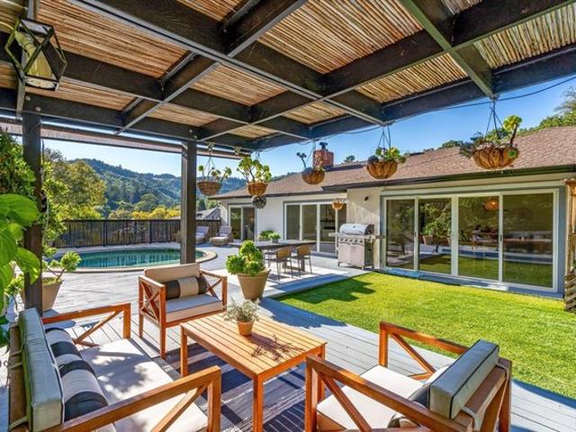 House for sale in Manor, Fairfax