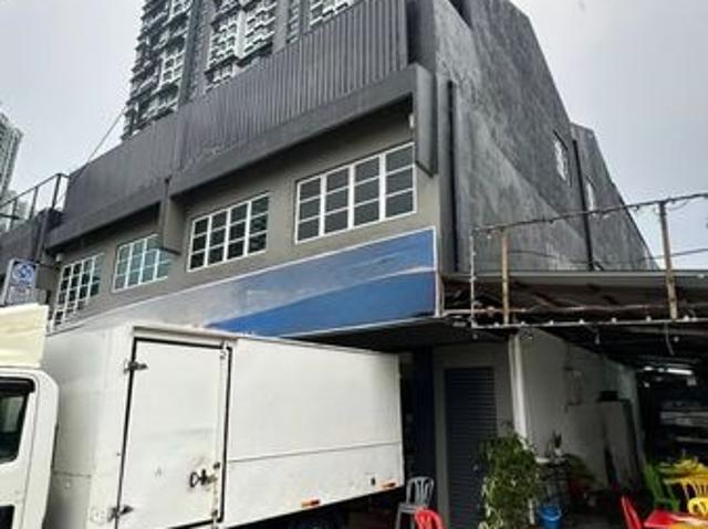 Shop for rent in Country Heights Damansara, Kuala Lumpur