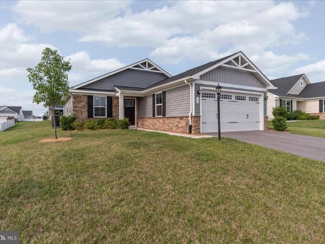 House for sale in Hedgesville, West Virginia