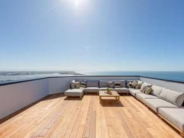 House for sale in Chaslands, Canterbury
