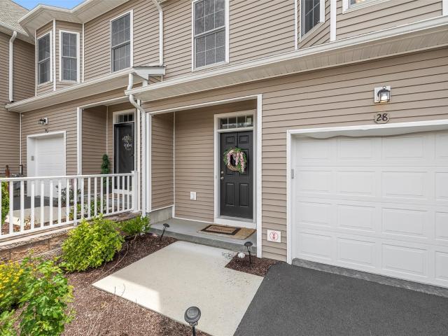 Townhouse for sale in Middletown