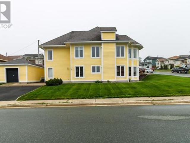 House for sale in Mount Pearl, Newfoundland And Labrador