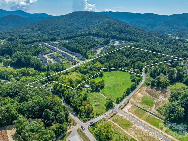 Commercial for sale in Weaverville, North Carolina