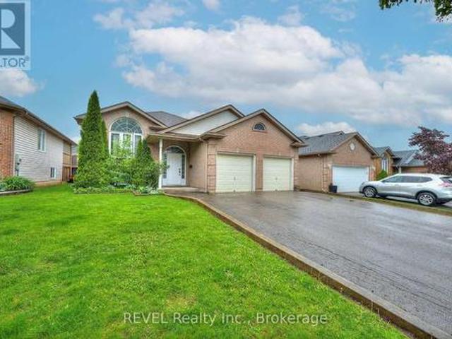 House for sale in Niagara, Ontario