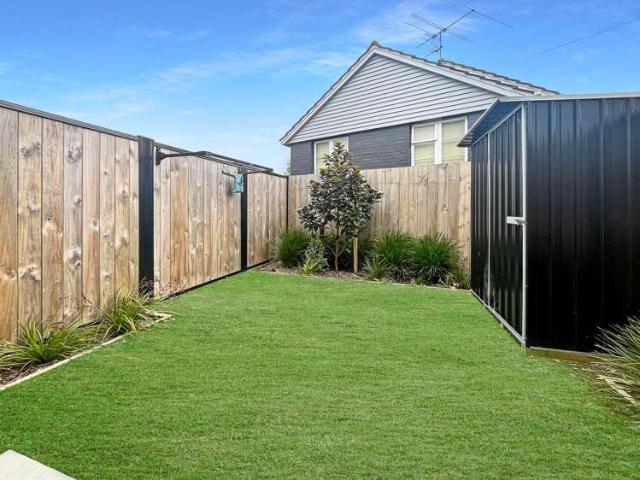 Townhouse for rent in Days Bay, Wellington
