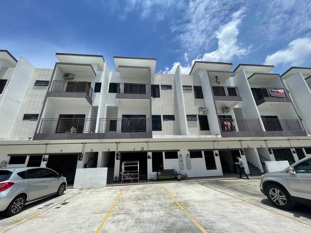 Apartment for sale in Tanjong Sepat, Selangor