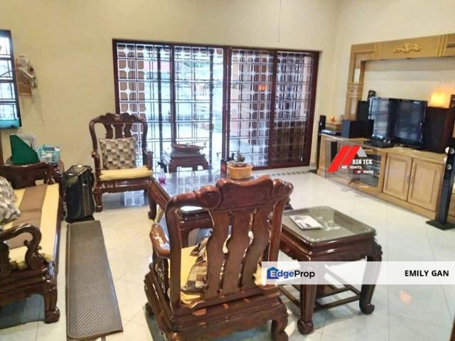House for sale in Petaling, Damansara Damai