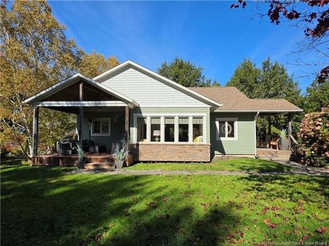 House for sale in Kingsclear Parish, Hanwell Rural Community