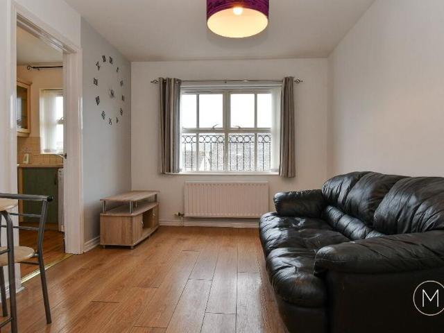 Apartment for rent in Antrim, Northern Ireland