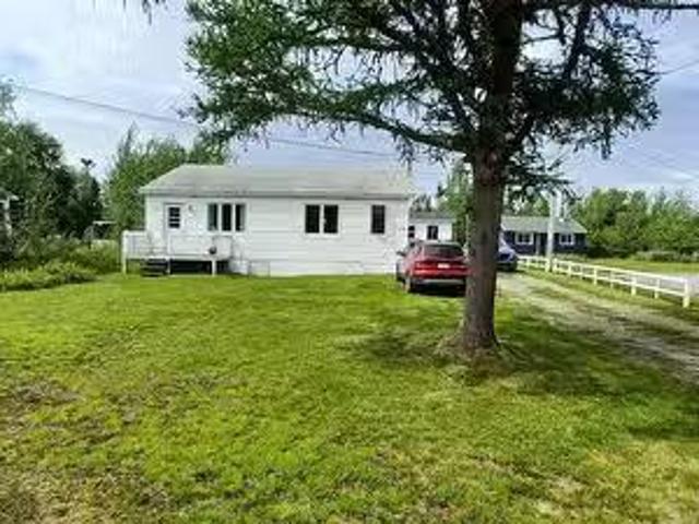 House for sale in Glovertown, Newfoundland And Labrador