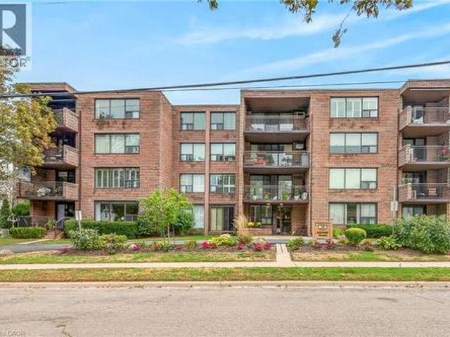 Condo for sale in Grimsby, Golden Horseshoe