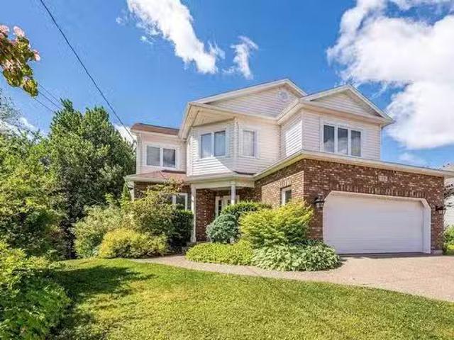 House for sale in Cole Harbour, Nova Scotia