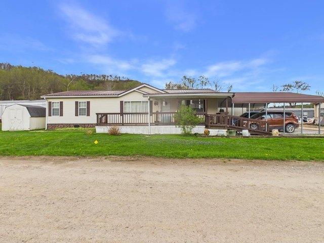House for sale in New Martinsville, West Virginia