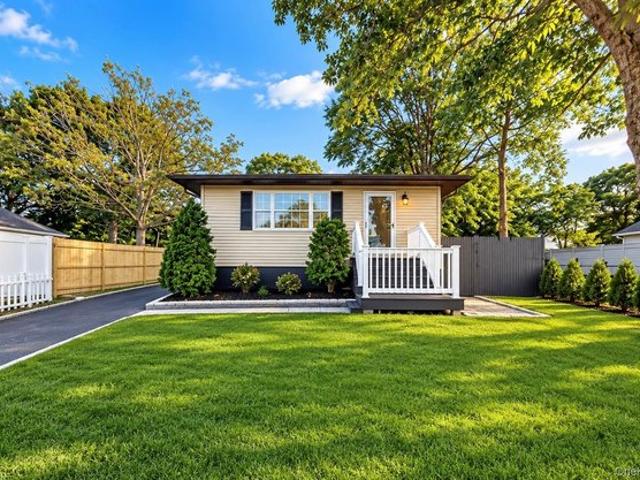 House for sale in Selden, Town of Brookhaven