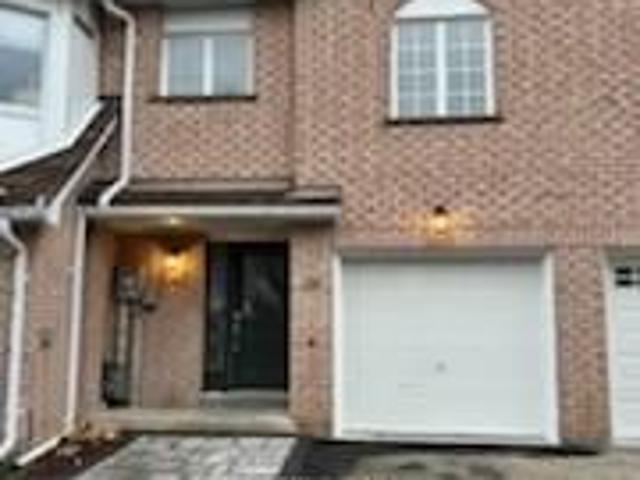 Townhouse for rent in Woburn, Ontario