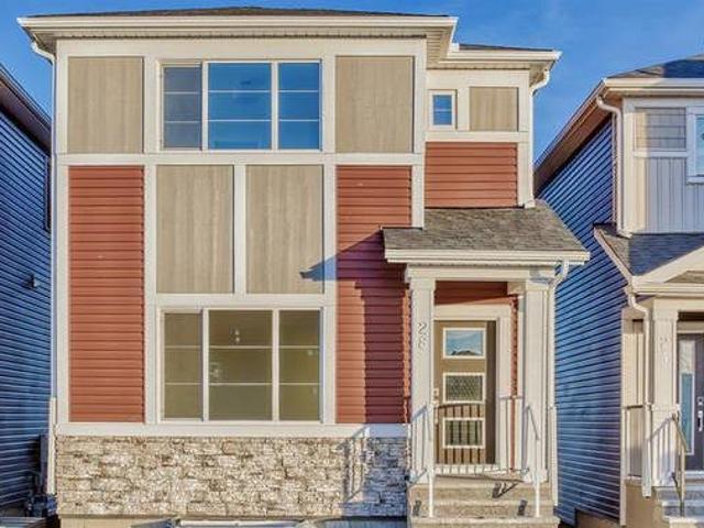 House for sale in Calgary