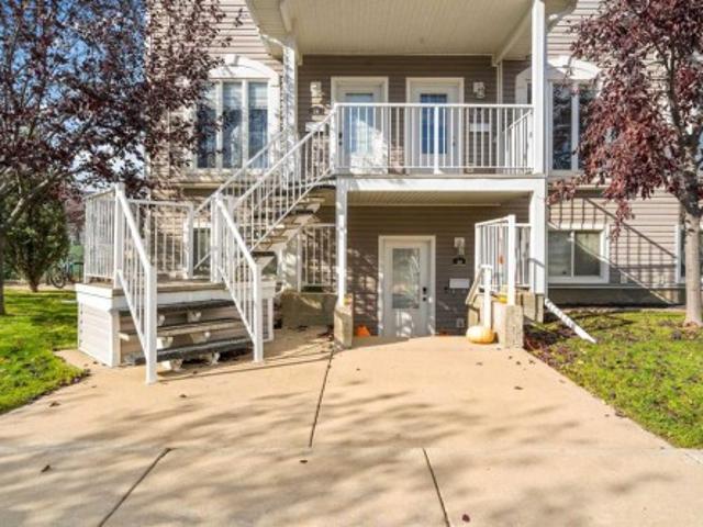 Townhouse for sale in Medicine Hat