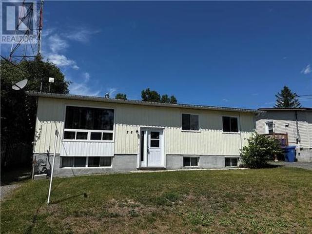 House for sale in Toronto Centre, Toronto