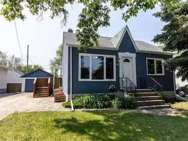 House for sale in East St. Paul, Manitoba