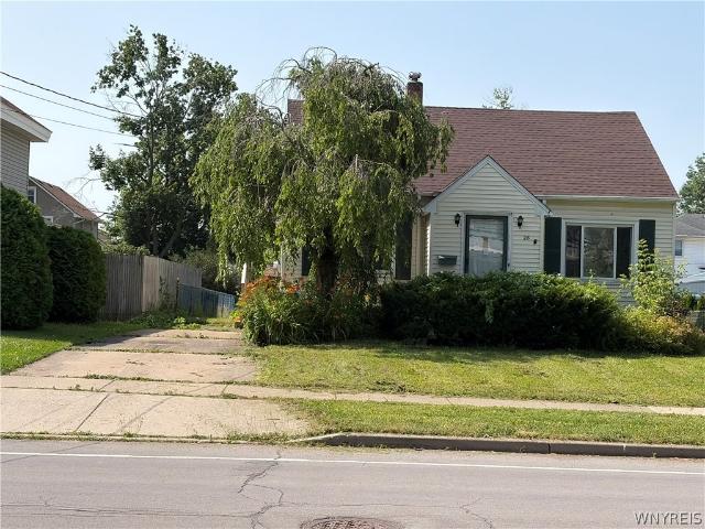 House for sale in Niagara, New York