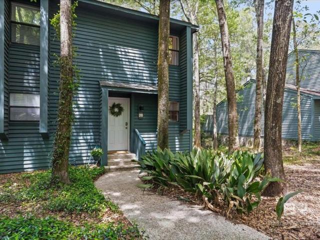 Townhouse for sale in Daphne, Alabama