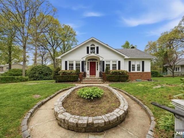 House for sale in Passaic, New Jersey