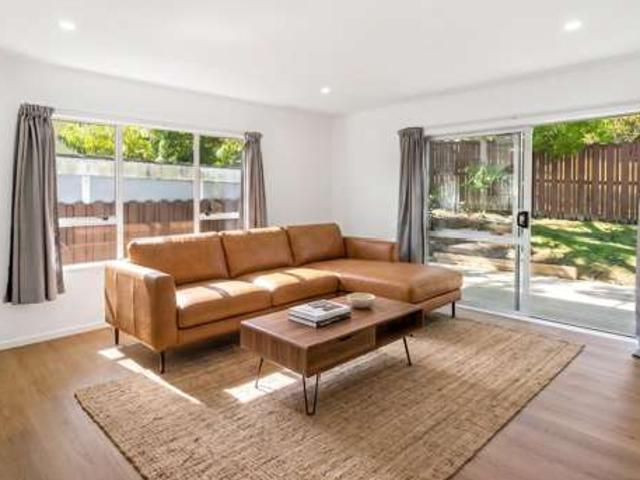 House for sale in Wairau Valley
