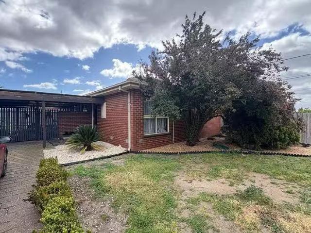 House for rent in Deer Park, Victoria