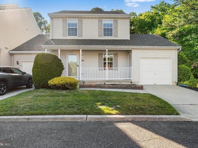 Townhouse for sale in Tuckerton, New Jersey