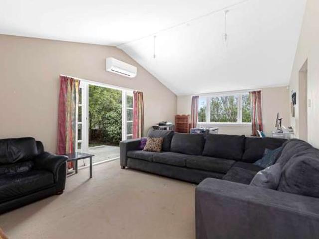 House for sale in Waiuku