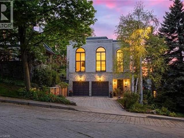 House for sale in Ancaster, Ontario